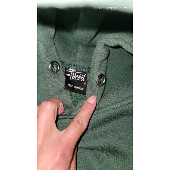 Vintage Unisex stussy hoodie will fit a woman small or a boys xl. EUC - Picture 2 of 3